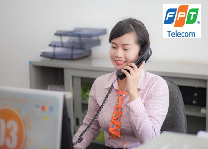 024 7300 8888 của ai (2)